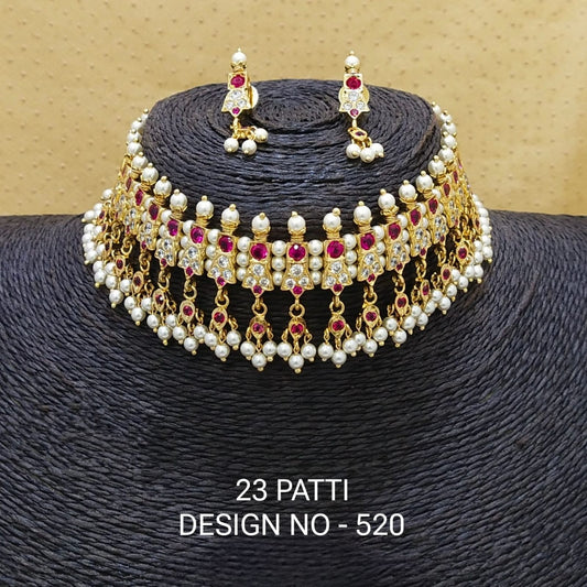 Moti Chinchpetti – Emerald Pearl Choker